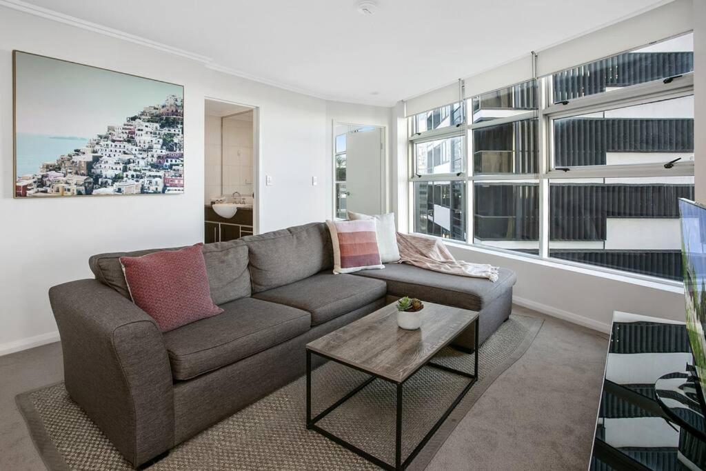 Apartment Ns504 - Comfort And Convenience In North